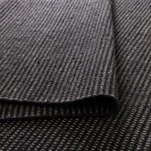 Natura Wool in Black Rug