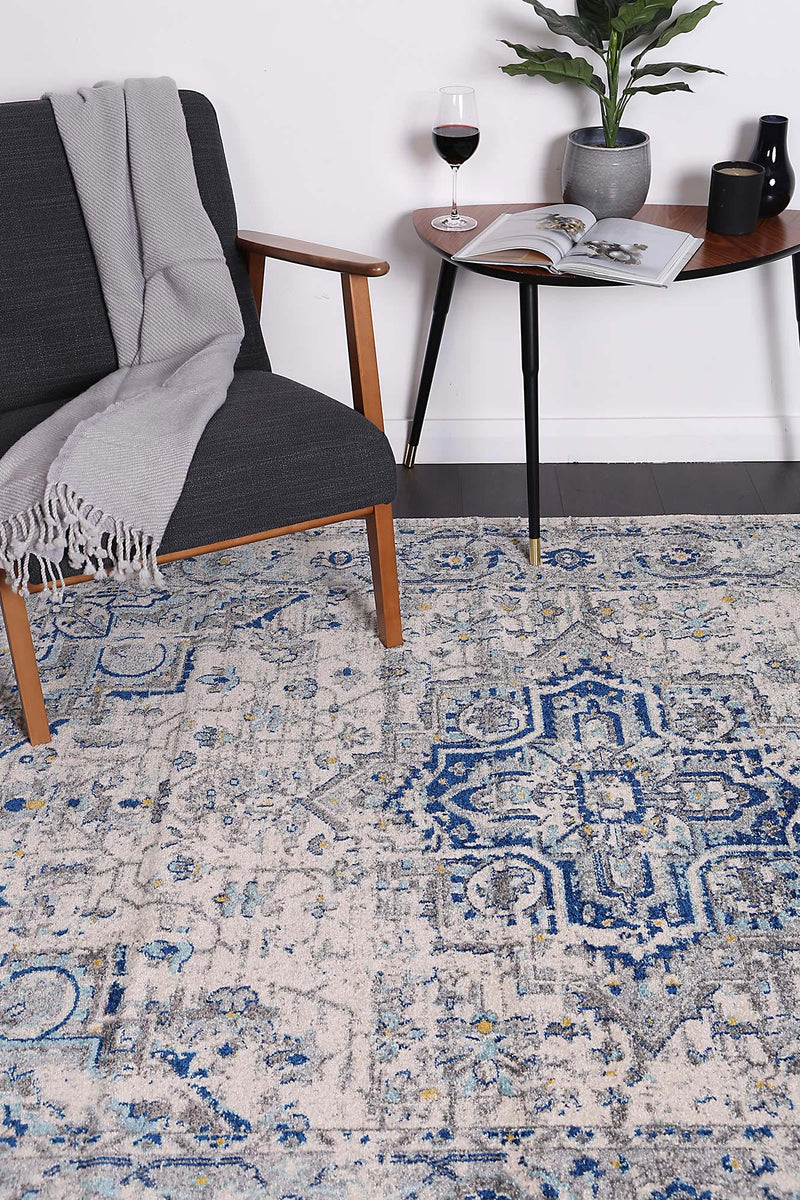 Delicate MeMontana Ivory & Blue Rug – RugsDirect