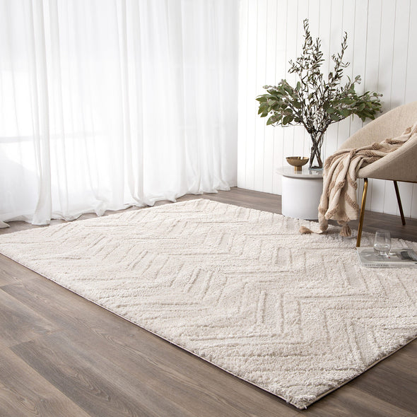 Tender Chevron Shag in Beige Rug