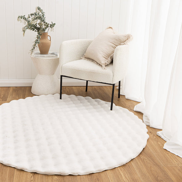 Purity Washable in White Round Rug