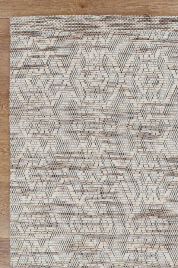 Pani Diamond Beige Wool Rug