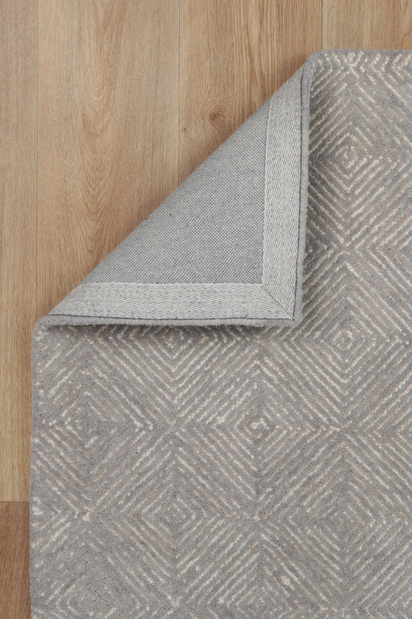 Posy Diamond 05C in Ash Wool Rug