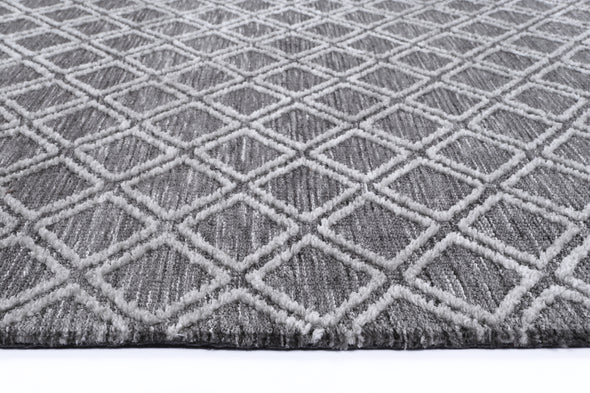 Alayah Diamond Trellis Silver Rug side profile