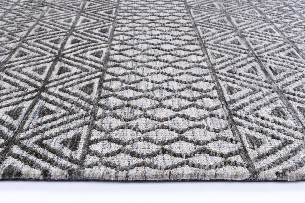 Alayah Tessellations Contemporary Charcoal & Beige Rug – RugsDirect