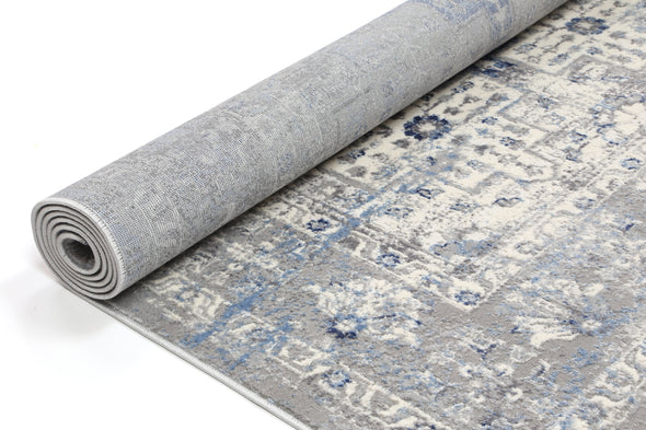 Cosmopolitan Clement Traditional Blue Rug