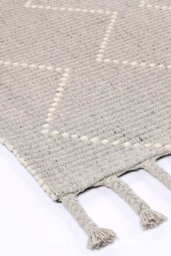 Kochi Chloe Geometric Grey Wool Rug with Tassels