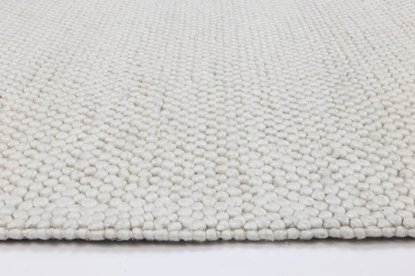Zayna Loopy Contemporary White Wool Rug