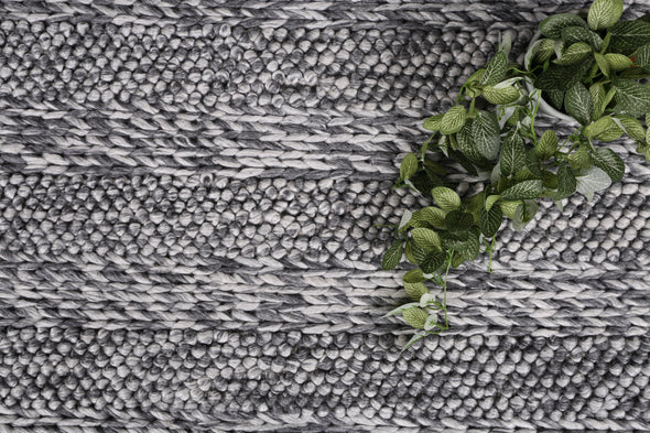 Zayna Ringlets Contemporary Charcoal Wool Rug