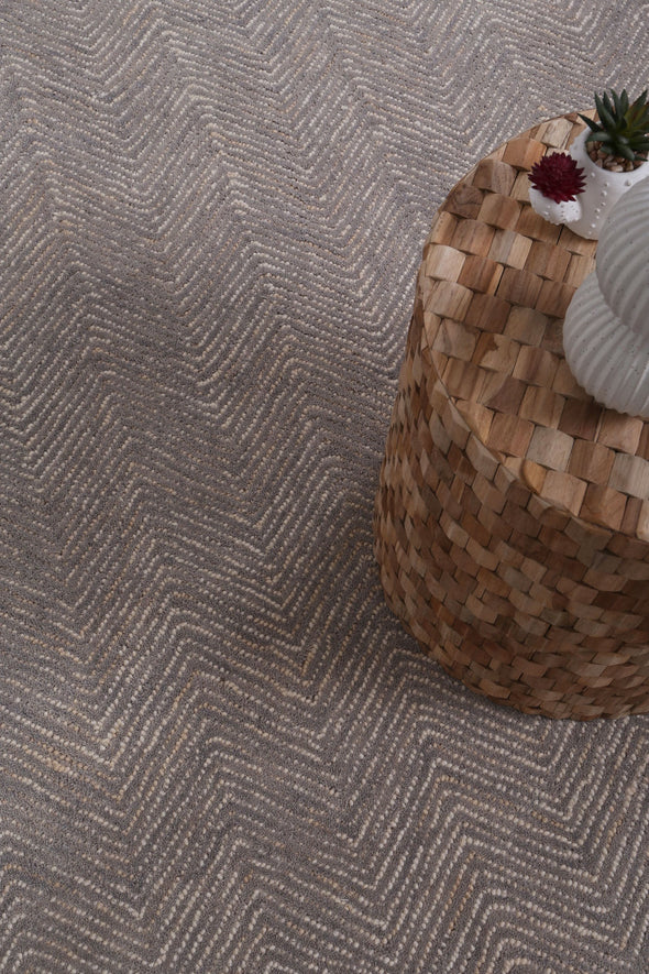 Posy Chevron 11B in Ash Rug Wool Rug