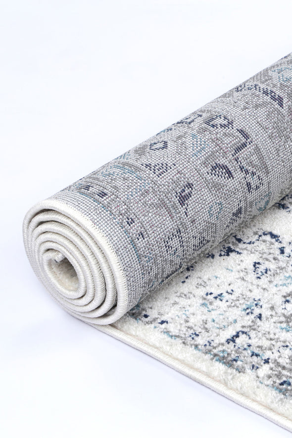 Celts Traditional Cream & Blue Rug